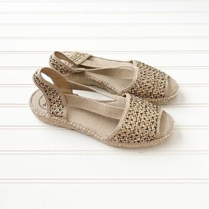 Toni Pons Size 42 Woven Espadrille Sandal